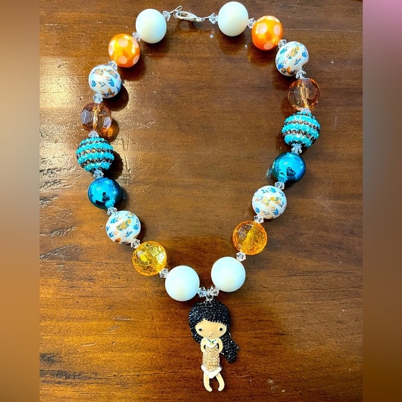 Other - Kids Moana large bead necklace
